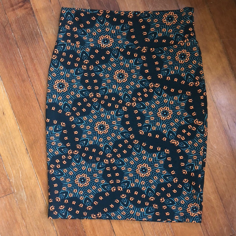 LuLaRoe Green Orange Cassie Pencil Skirt Medium